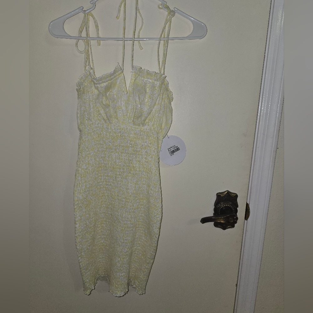 NWT Princess Polly Yellow Smocked Floral Mini Dress Size: 4 - Picture 5 of 10